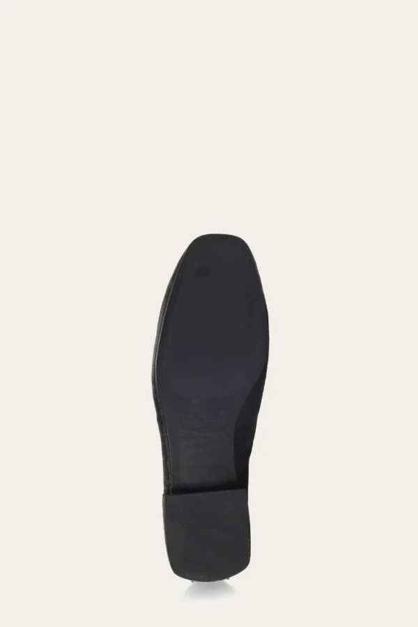 Frye Claire Flat Store