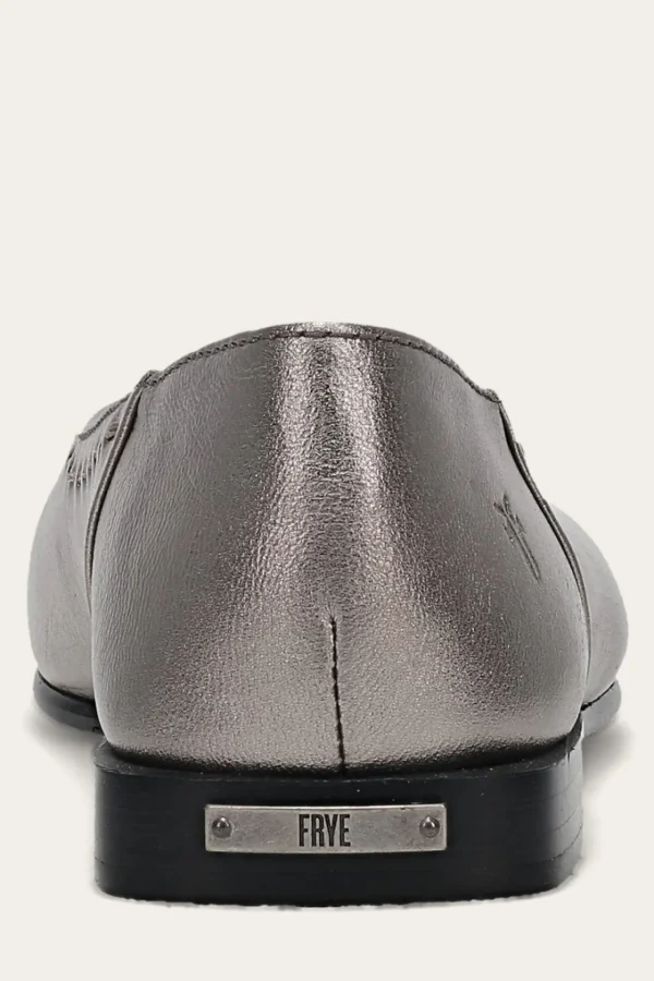 Frye Claire Flat Store