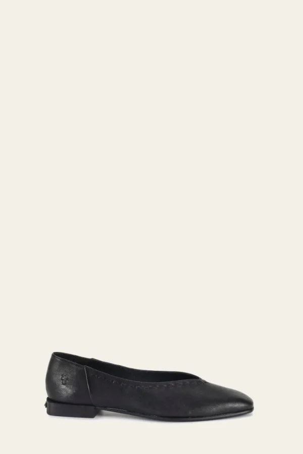 Frye Claire Flat Store